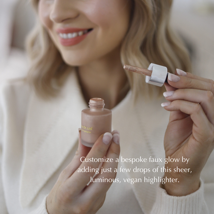 Liquid Highlighter Drops for a Dewy Glow