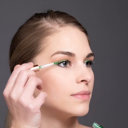Liquid Glitter Eyeliner in 13 Shades