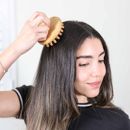 Bamboo Scalp Massager – Stimulating Hair Growth Too