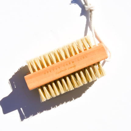Bamboo Nail Brush With Sisal Bristles
