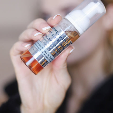 Oil-Free Foaming Face Wash for Acne-Prone Skin