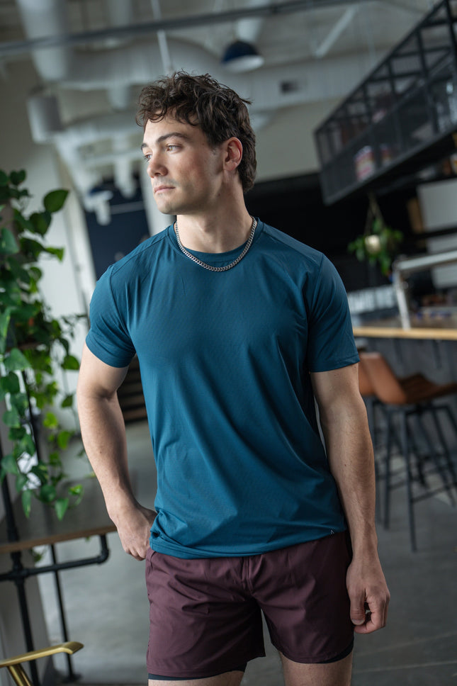 ALIVE Strong Tee – Men's Relaxed Fit Workout Tee