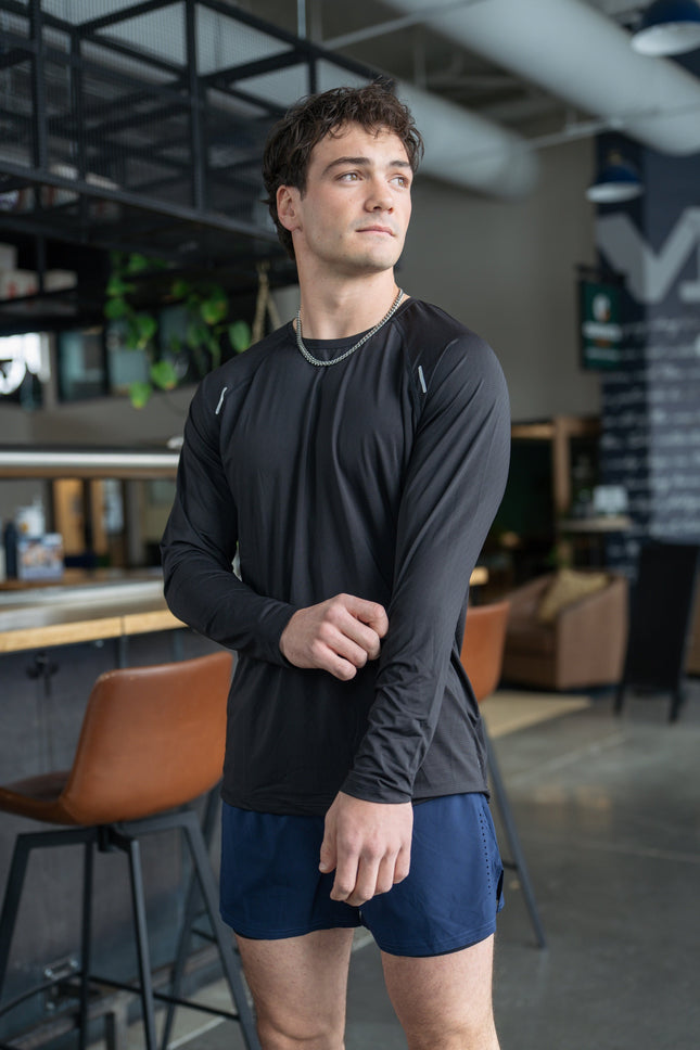 ALIVE Unleashed Long Sleeve Athletic Top – Men's Relaxed Fit Training Top