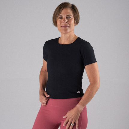 DYNAMIC Devoted Tee – Women's Long Crop Athletic Top