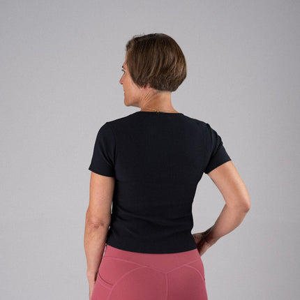 DYNAMIC Devoted Tee – Women's Long Crop Athletic Top