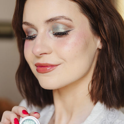 Liquid Shimmer Eyeshadow, 20 Shades