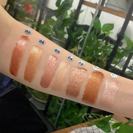 Liquid Highlighter Drops for a Dewy Glow